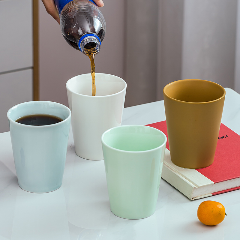Water Tea And Coffee - Duży ceramiczny kufel do piwa, kubek